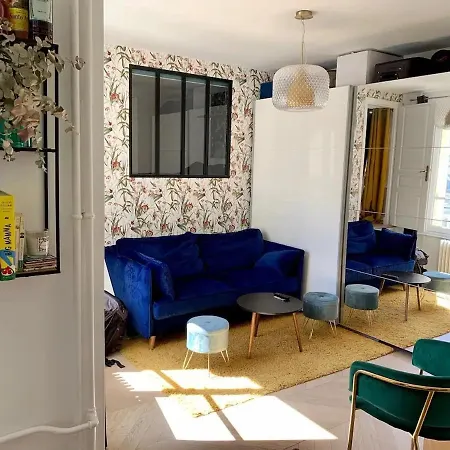 New & Cosy Beautiful Close Marais! Appartamento *